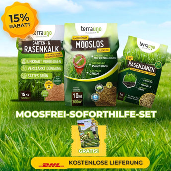 Drei TerraUno Moosfrei Soforthilfe Set Bags liegen auf Gras mit 15 Rabatt-Badge. Text: Moosfrei Soforthilfe Set  kostenlose Lieferung gratis, daneben DHL-Logo.