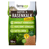 Ein 15-kg-Sack TerraUno Garten-  Rasenkalk deckt 300 m² ab, reguliert den pH-Wert, beugt Moos vor und fördert die Düngung für üppig grünen Rasen. Die grüne Packung enthält Produktbilder und -symbole.