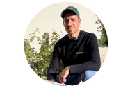 Felix H., Rasenexperte
